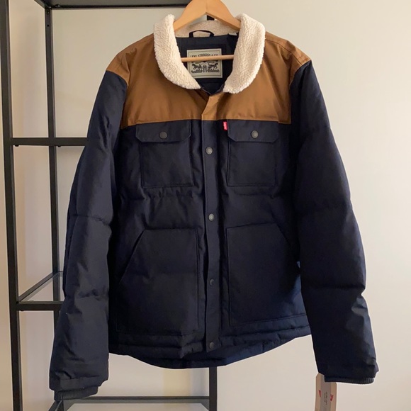 BNWT Levi's® Arctic Cloth Quilted Woodsman Trucker Sherpa Jacket - Picture 5 of 9